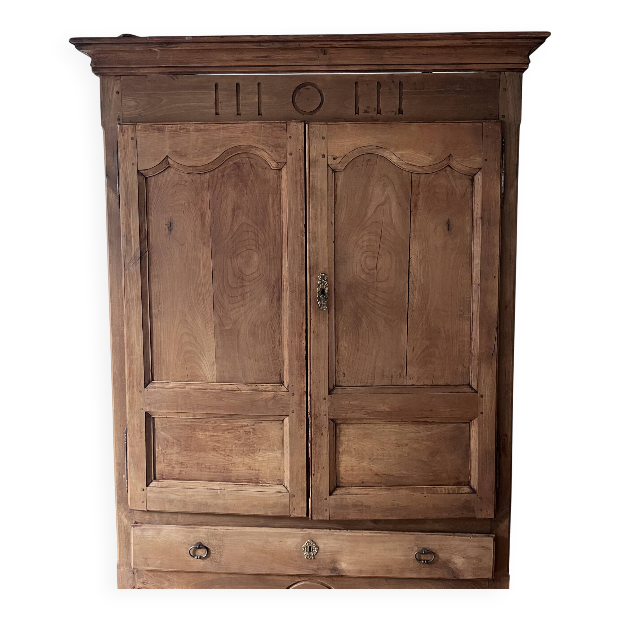 Antique solid wood wardrobe (oak)
