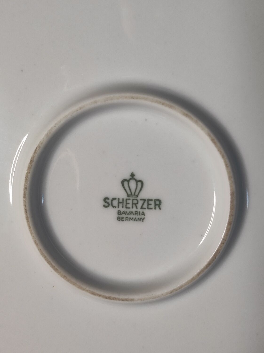 Porcelain plate