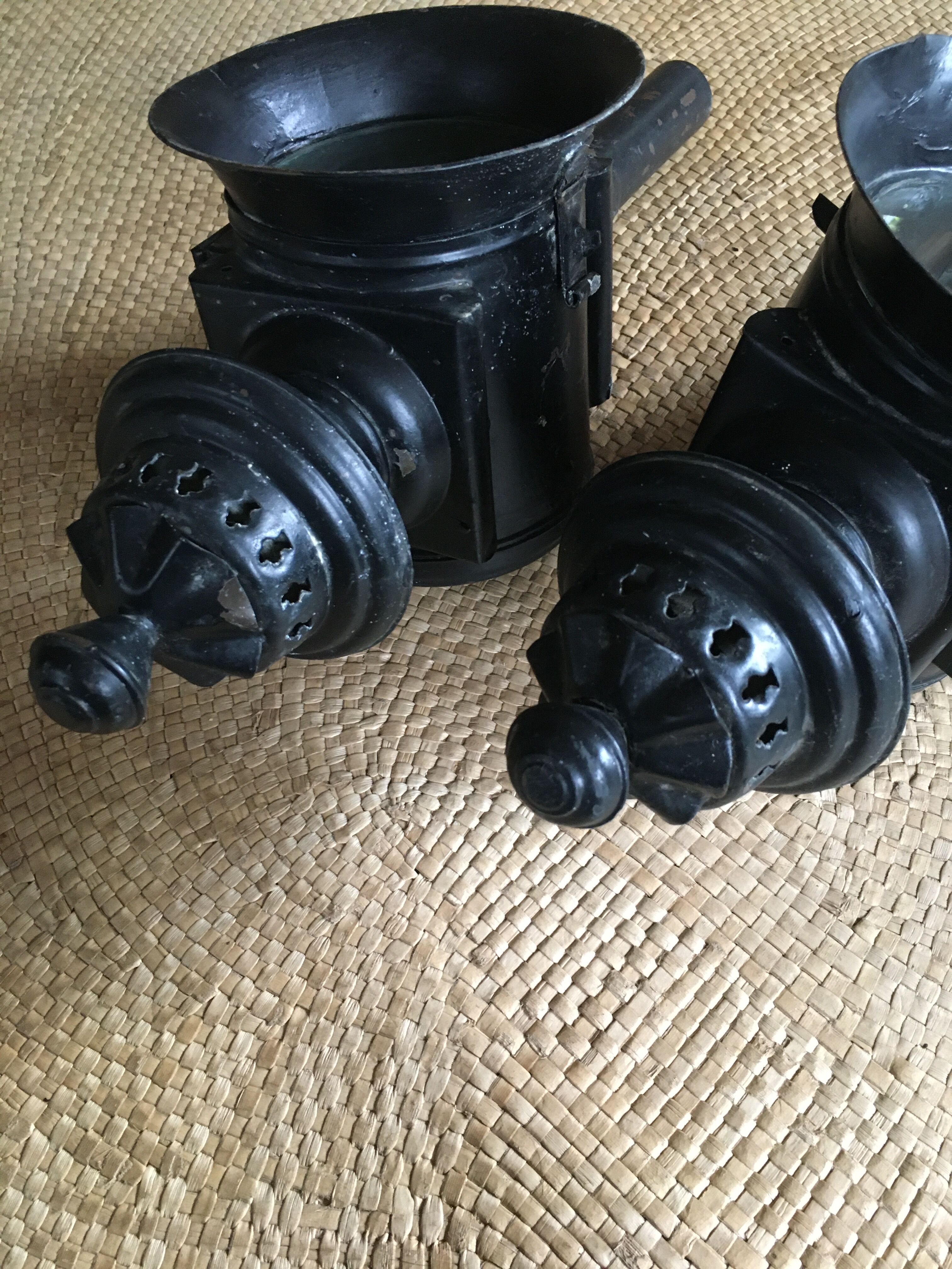 Pair of lanterns