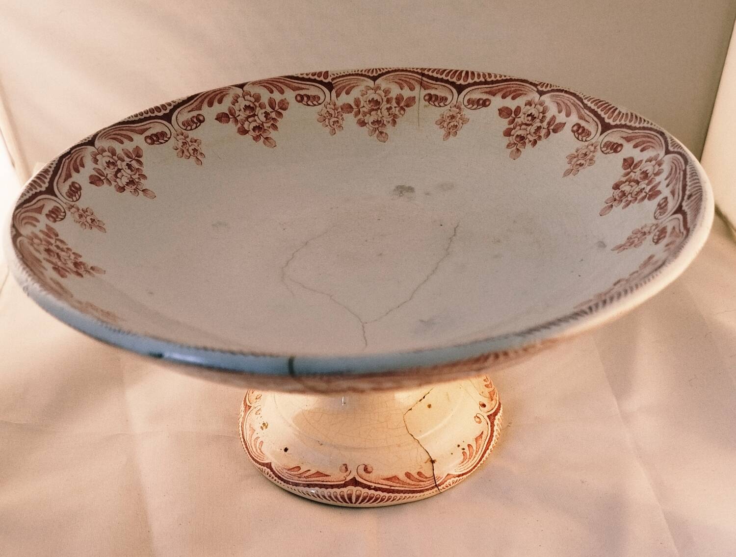 Antique service, fruit dish and 3 oval platters, ironstone