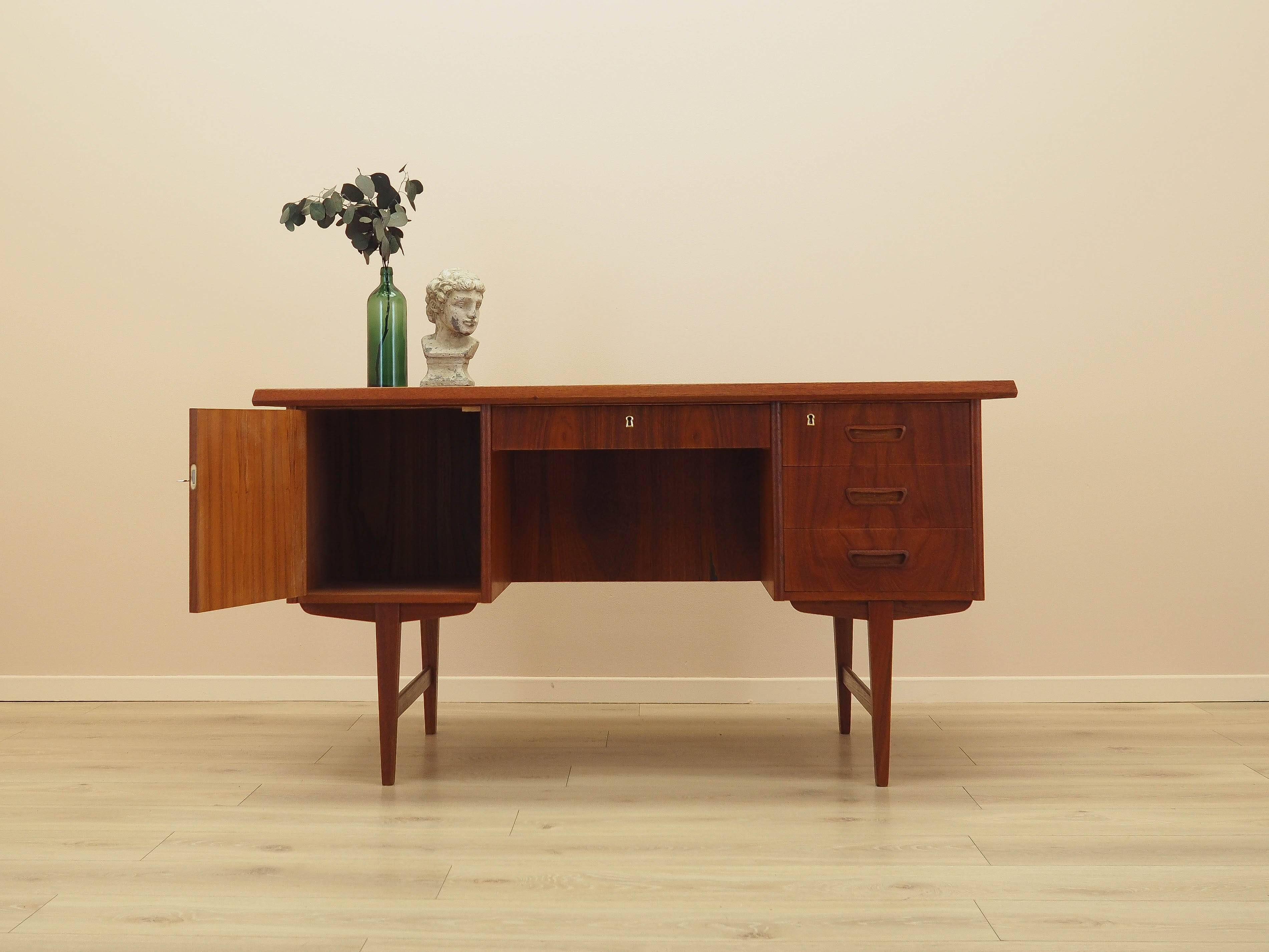 Teak desk, Danish design, 1970s, made in Denmark