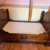 Vintage corner bed