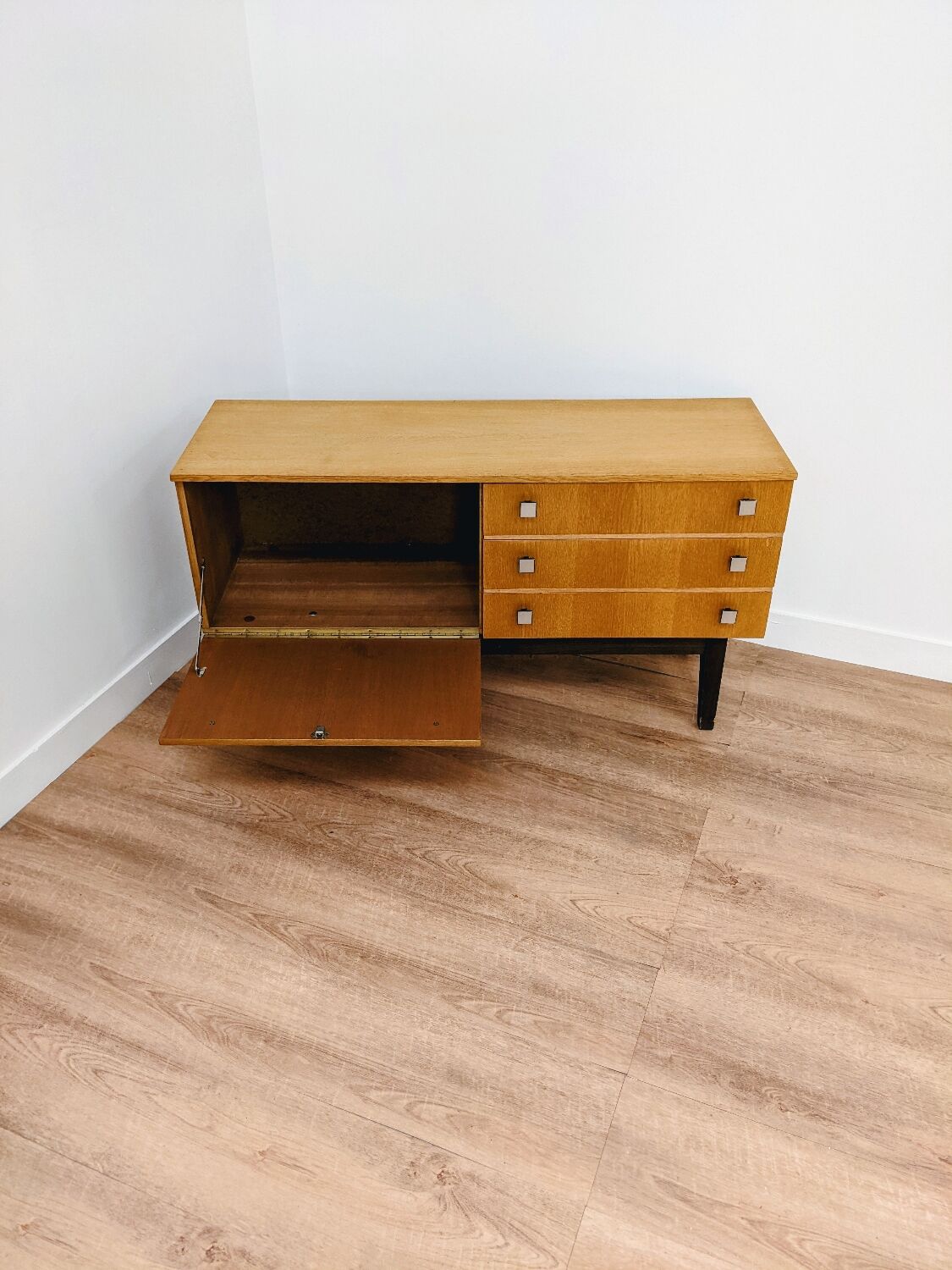 Vintage wooden sideboard, tv stand mini bar