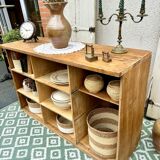 Trade furniture with locker