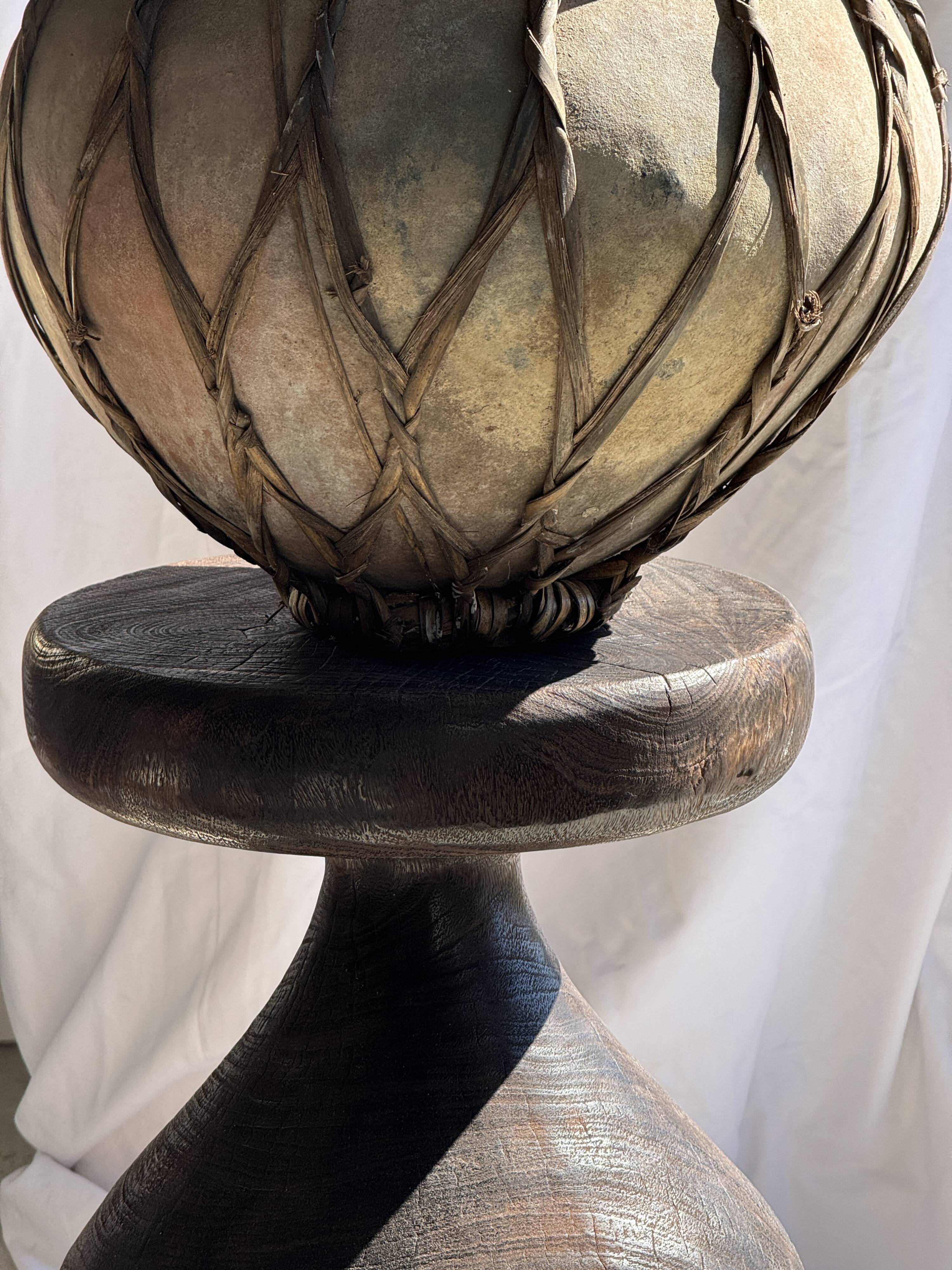 Pawn Brown - Stool, side table in the shape of a brown pawn.