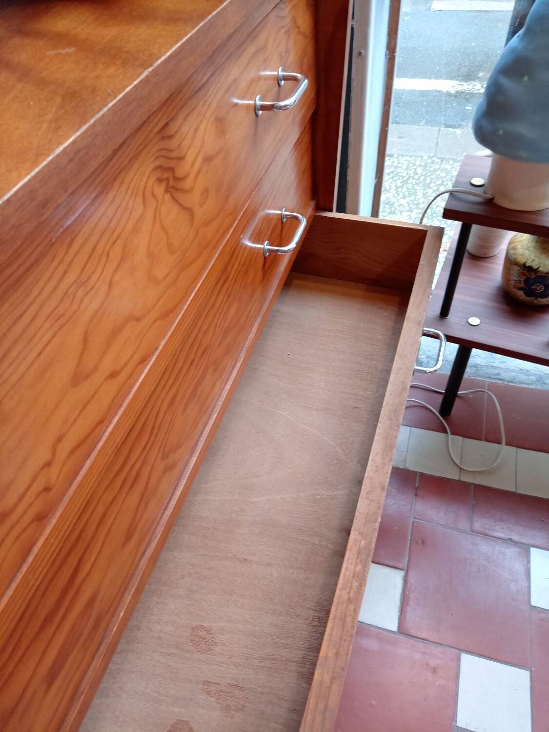 Vintage chest of drawers