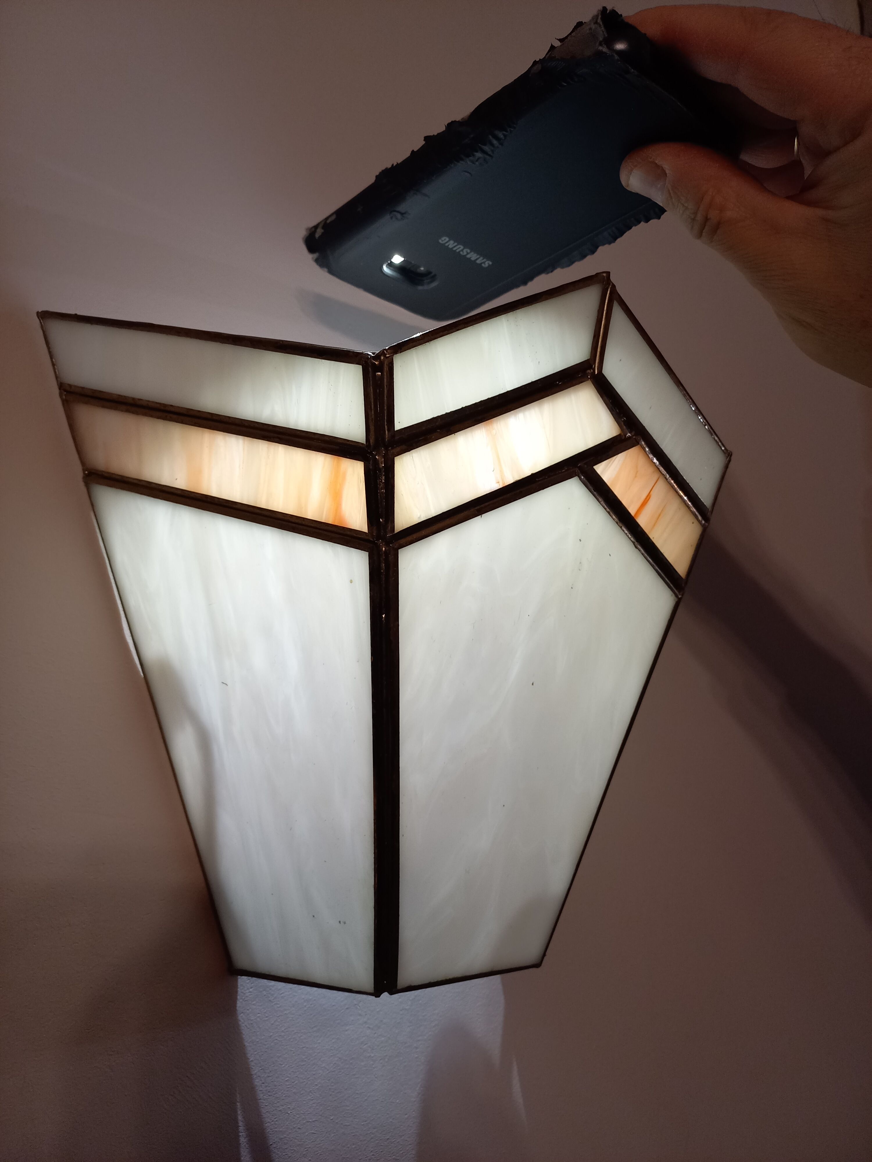 Stained glass wall lamp