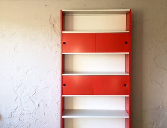 Metal modular storage system with compartments