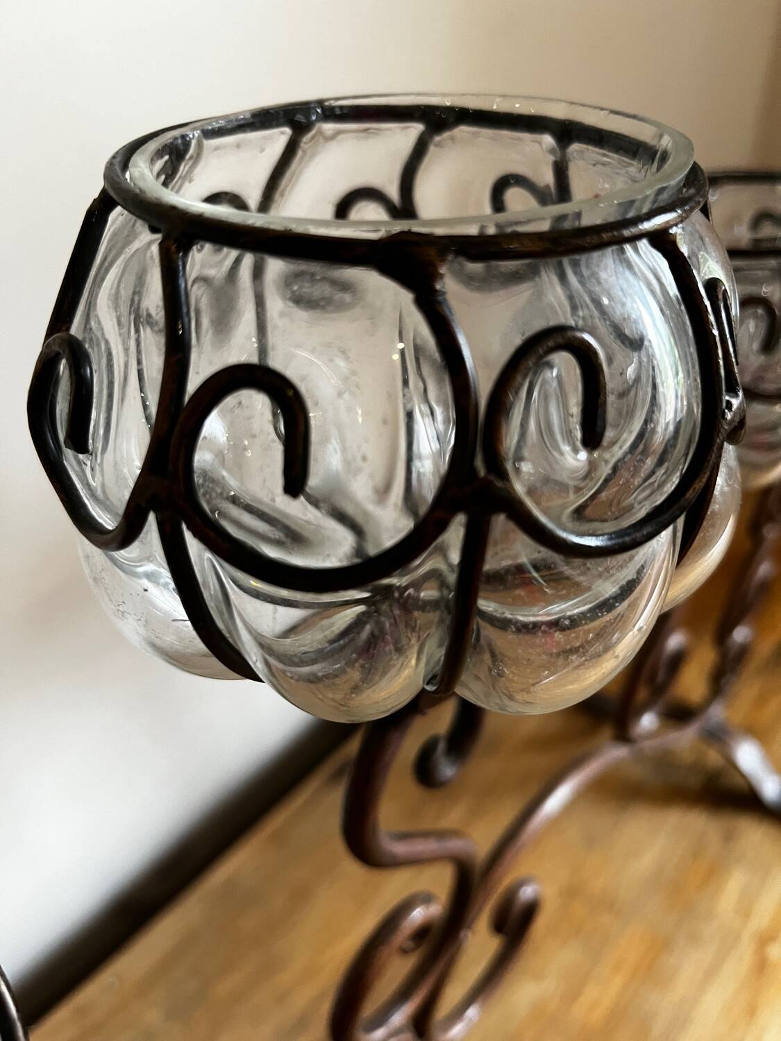 Wrought iron tealight holder