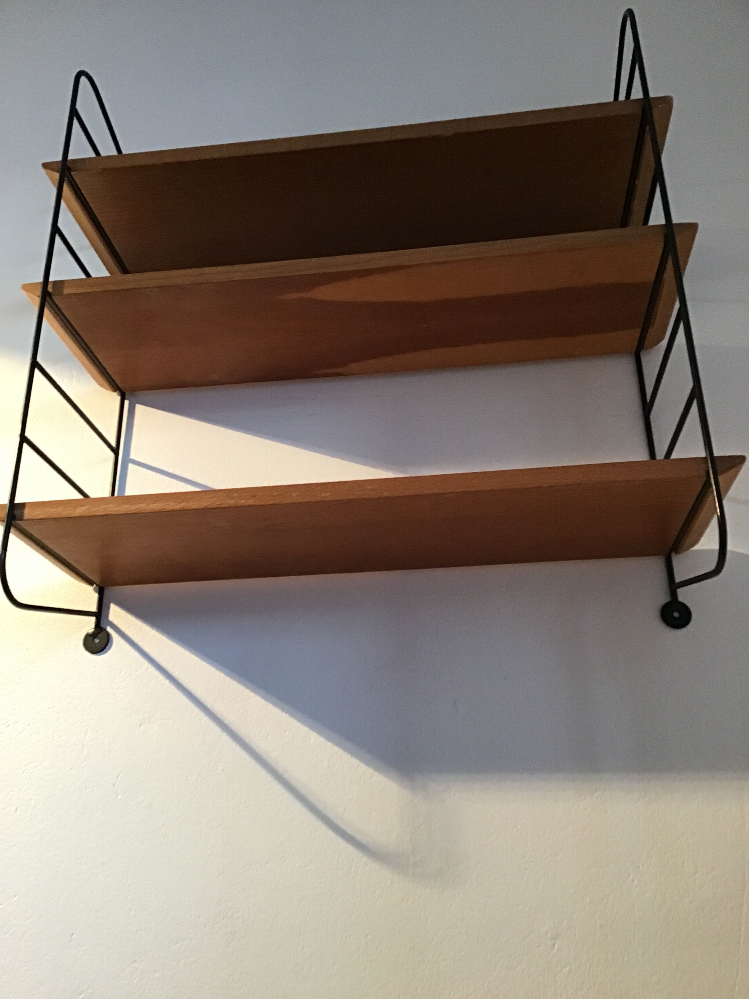 String shelves