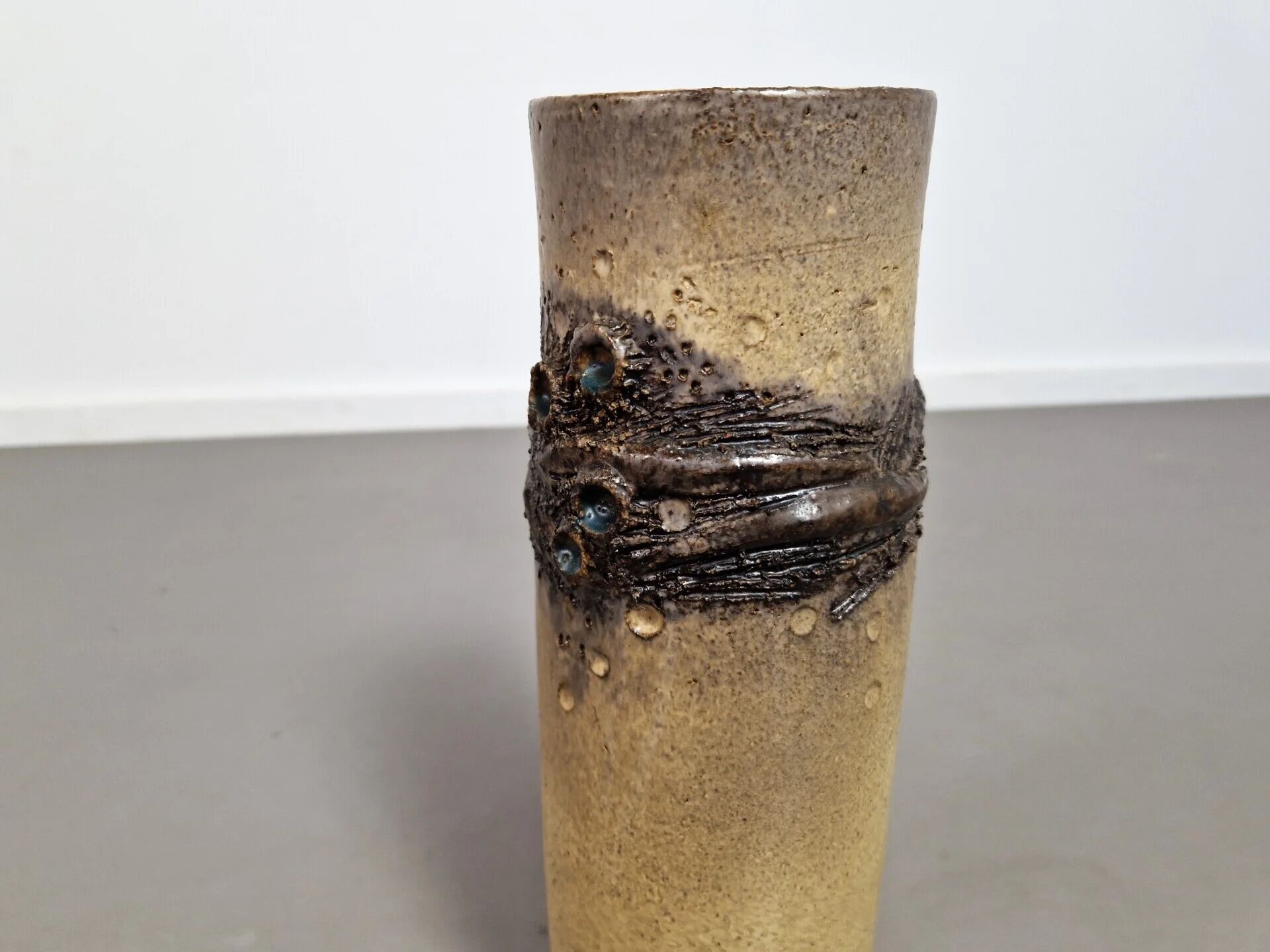 Large Elisabeth Vandeweghe vase for Perignem