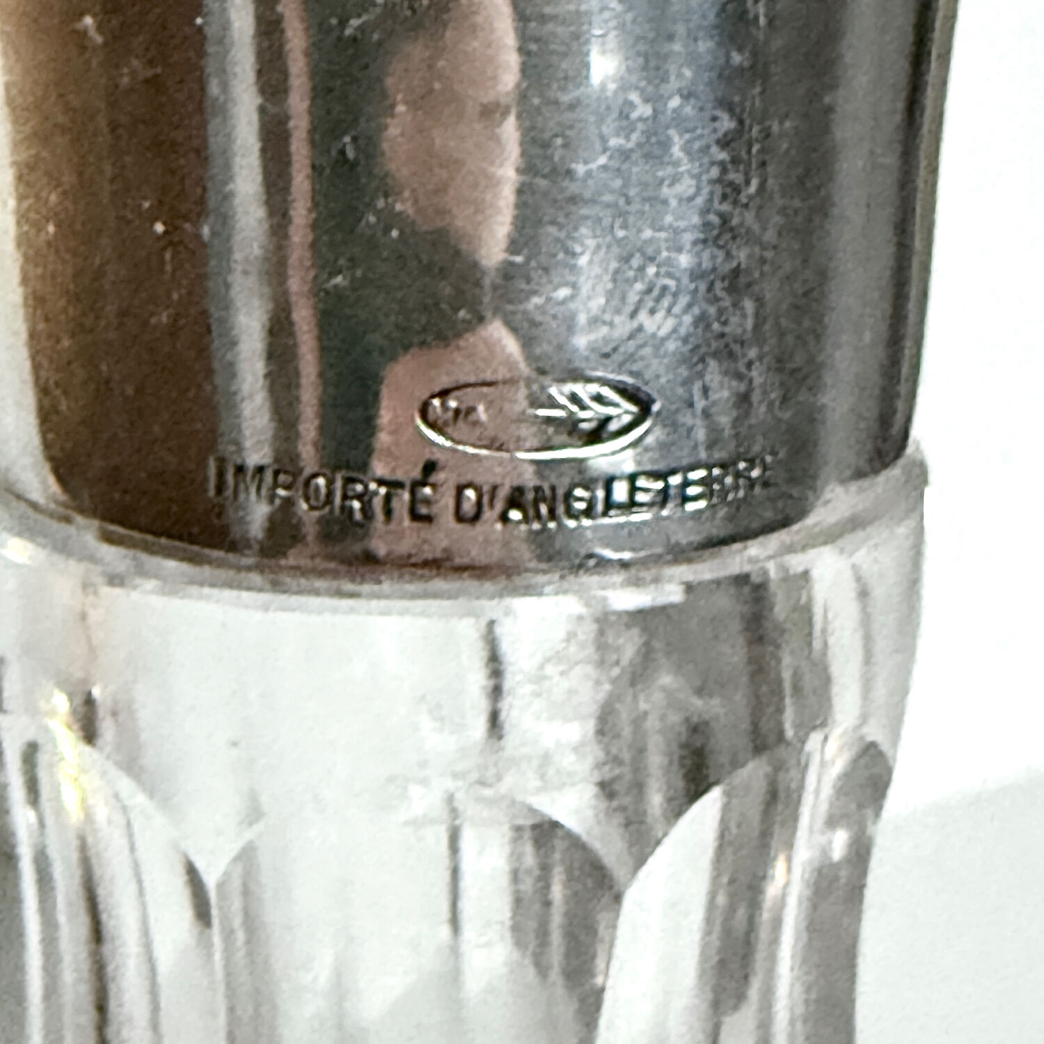 English carafe in crystal and silver