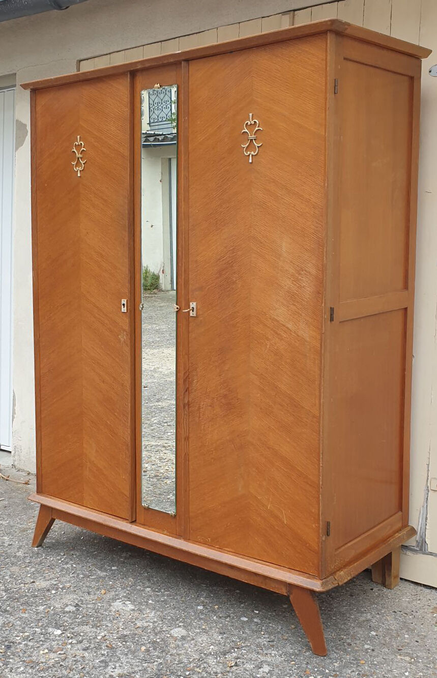 Wardrobe, vintage, equerre feet, 50s - 60s