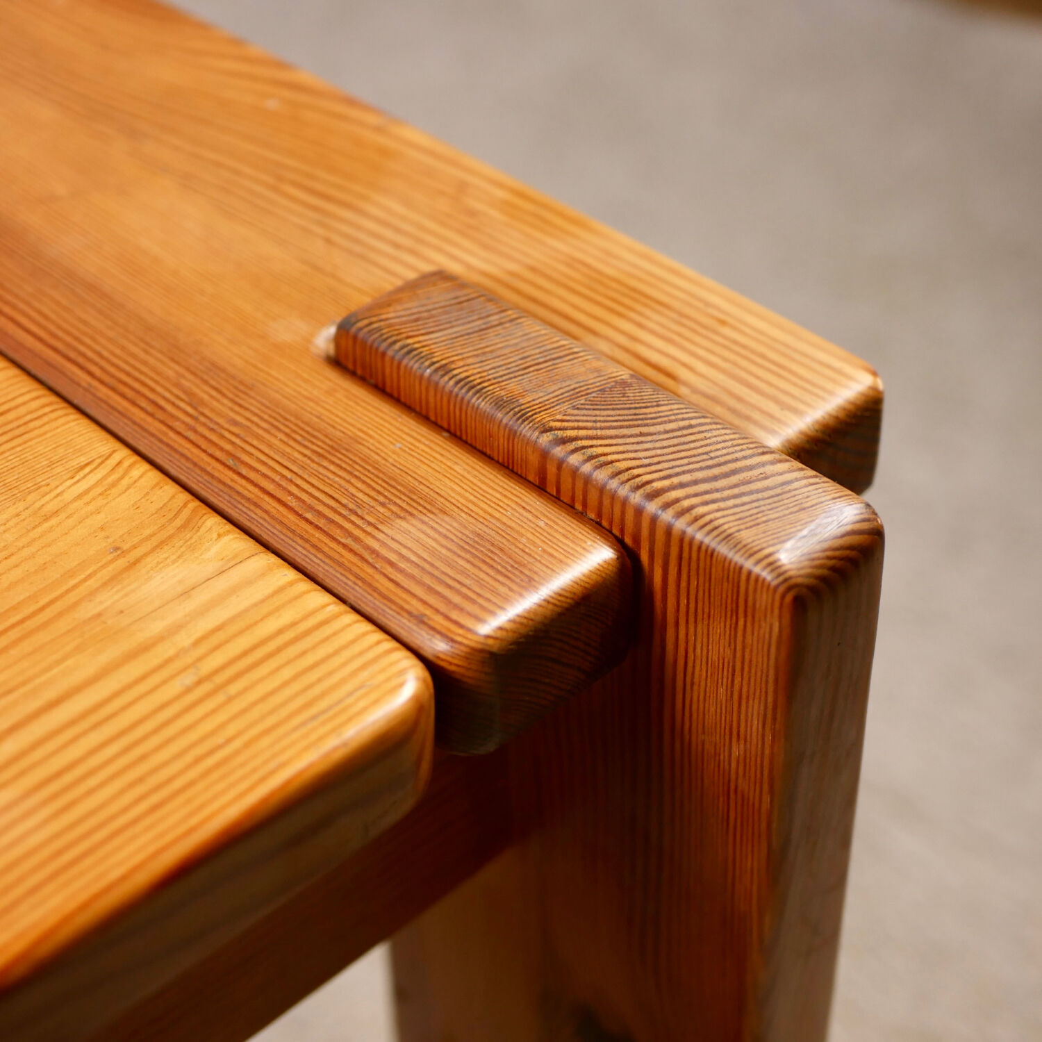 Brutalist coffee table Maison Regain