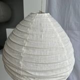 Suspension in rattan and natural japanese linen in the shape of a drop