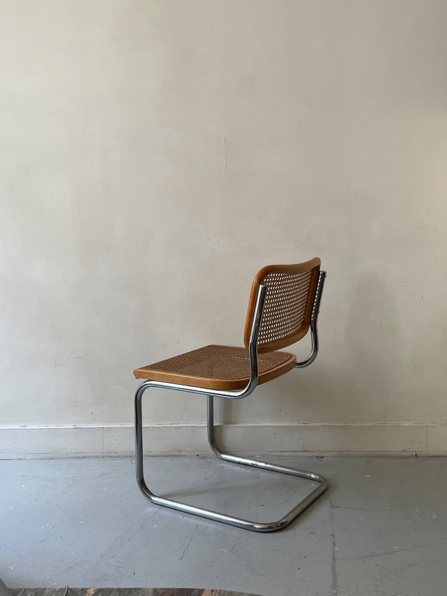 Chaise Cesca par Marcel Breuer en chrome et bois, 1970