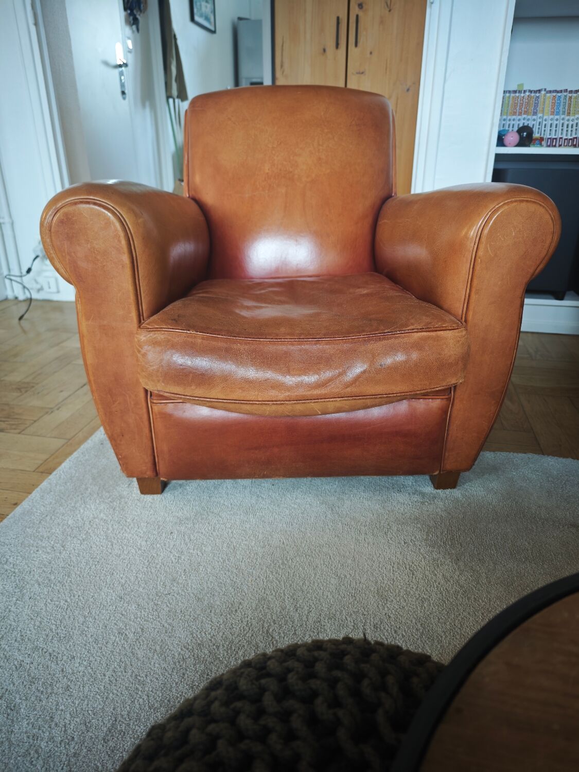 Genuine leather club armchair