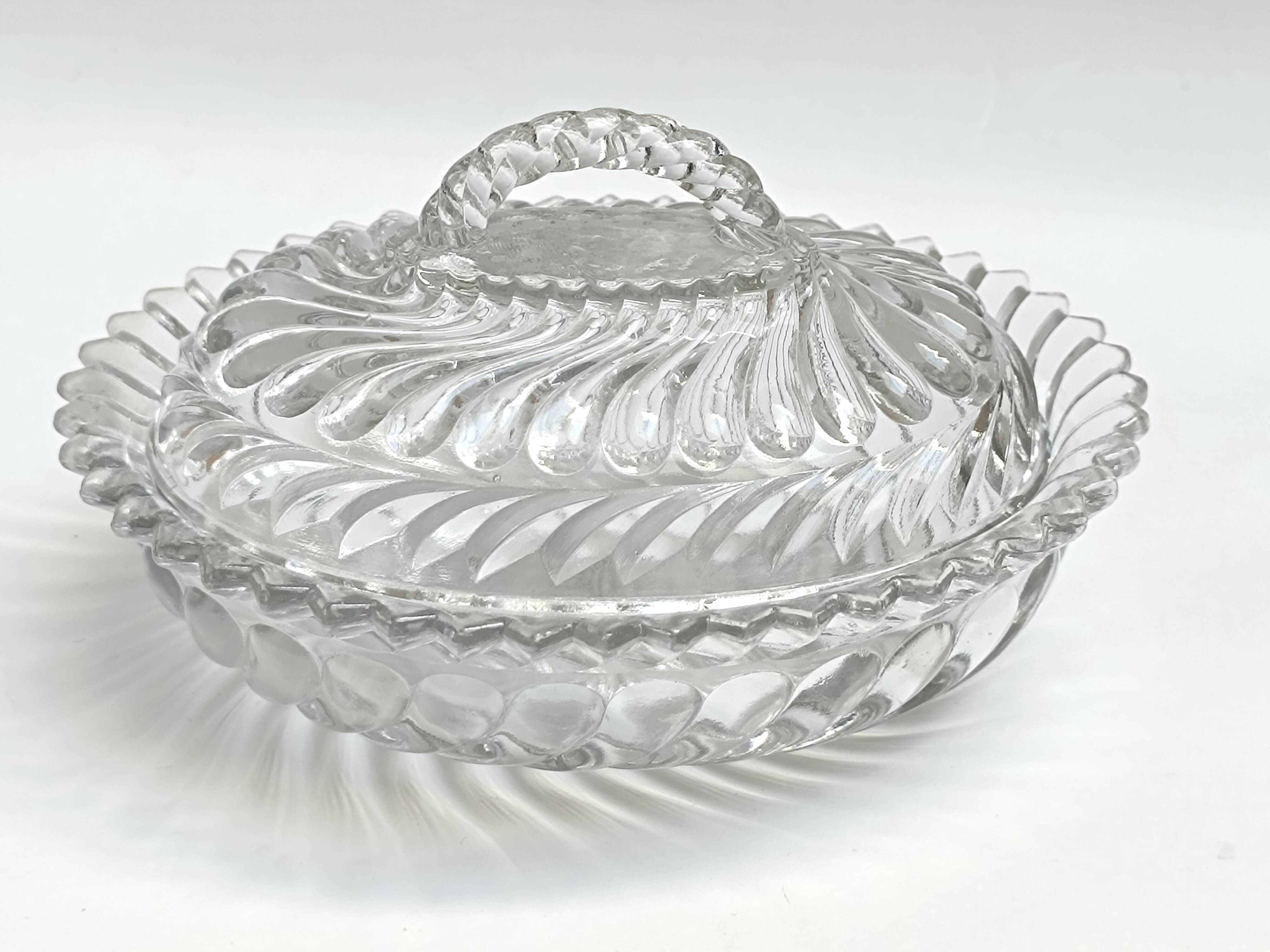 SV glass butter dish