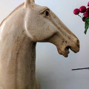 Grand cheval de style Tang en céramique craquelée  40 cm