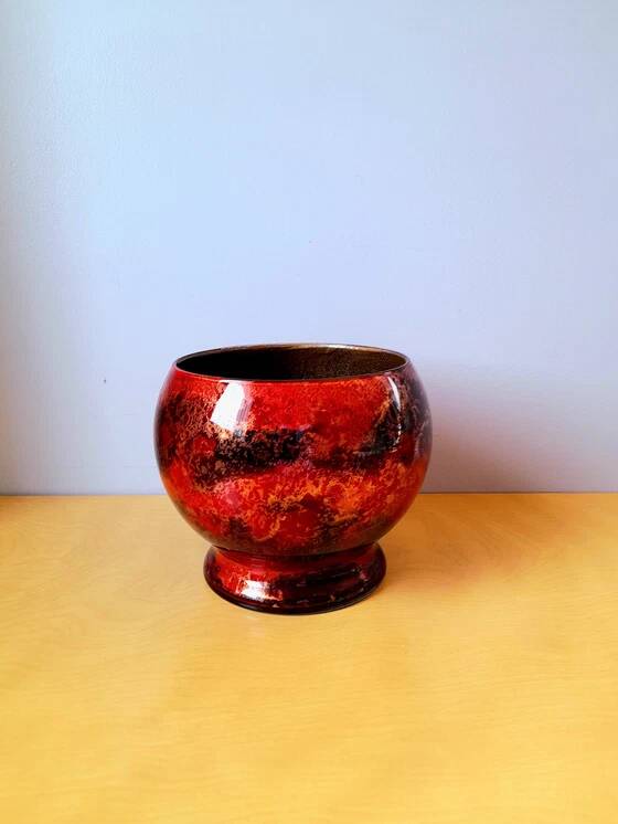 Laque Line workshop vase 1970