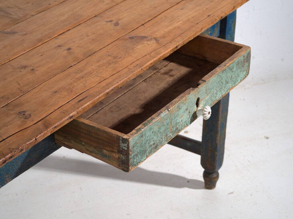 Rustic pine work table – Central Europe, circa 1900