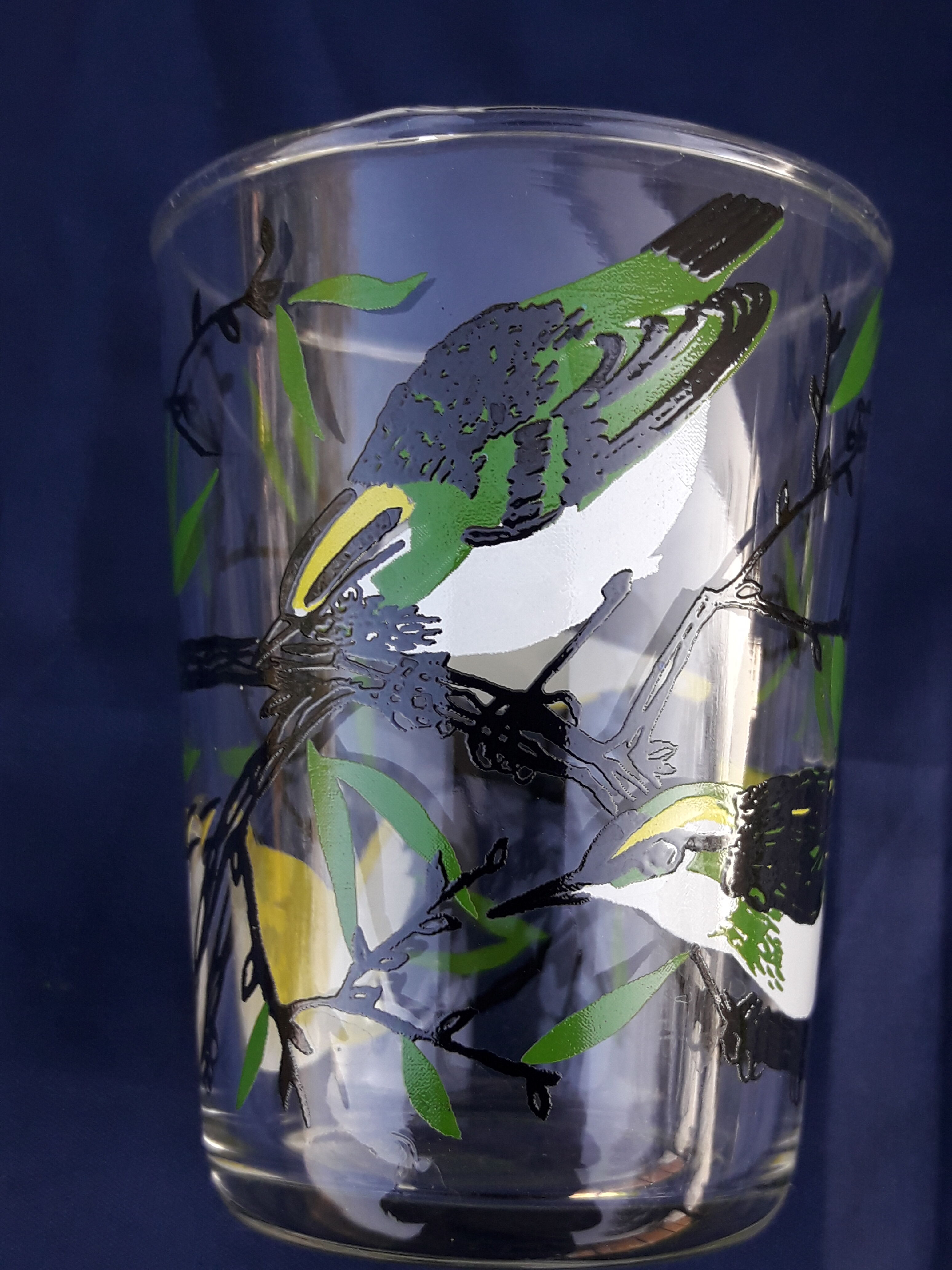 6 glasses old bird motif H 8 cm