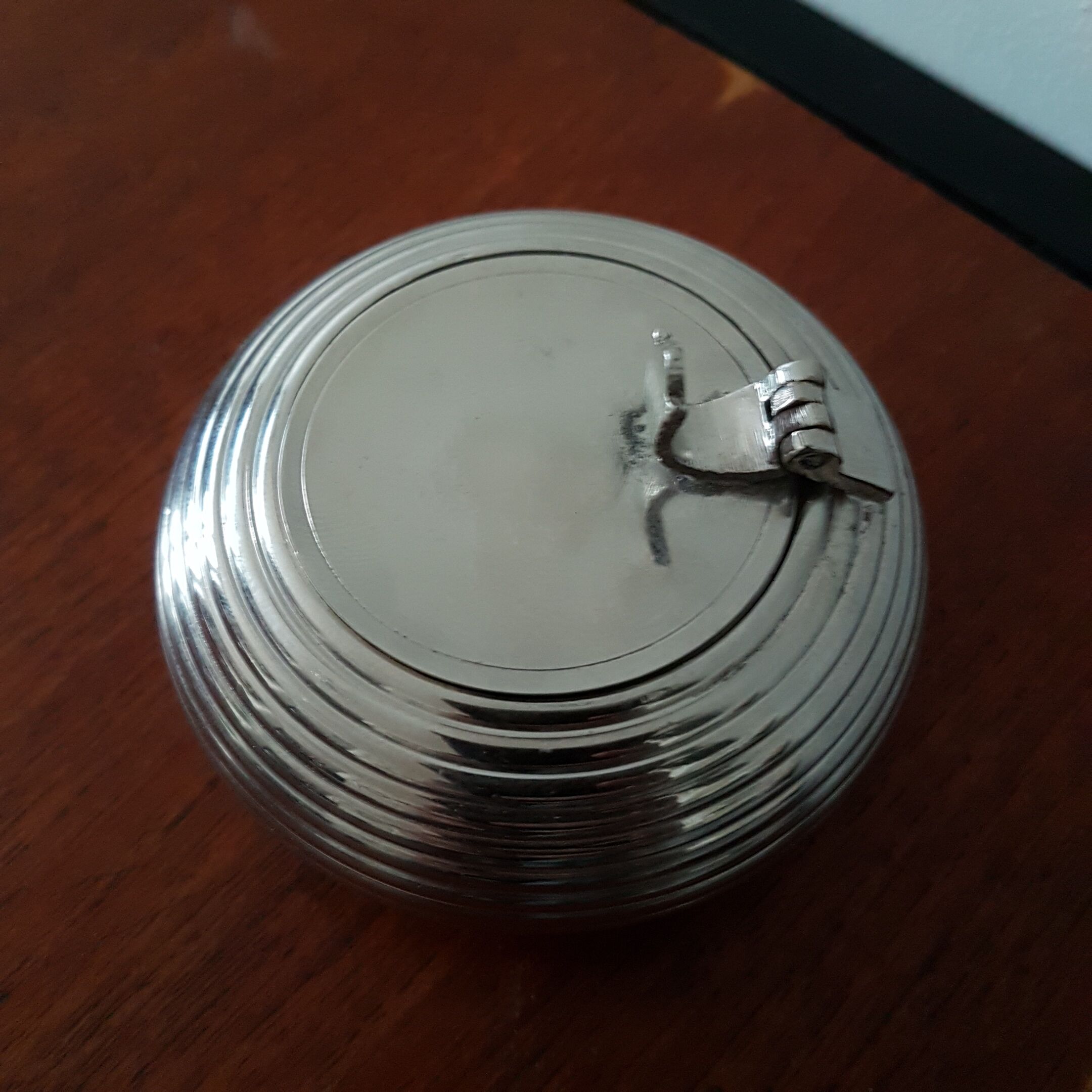 Textured metal ashtray