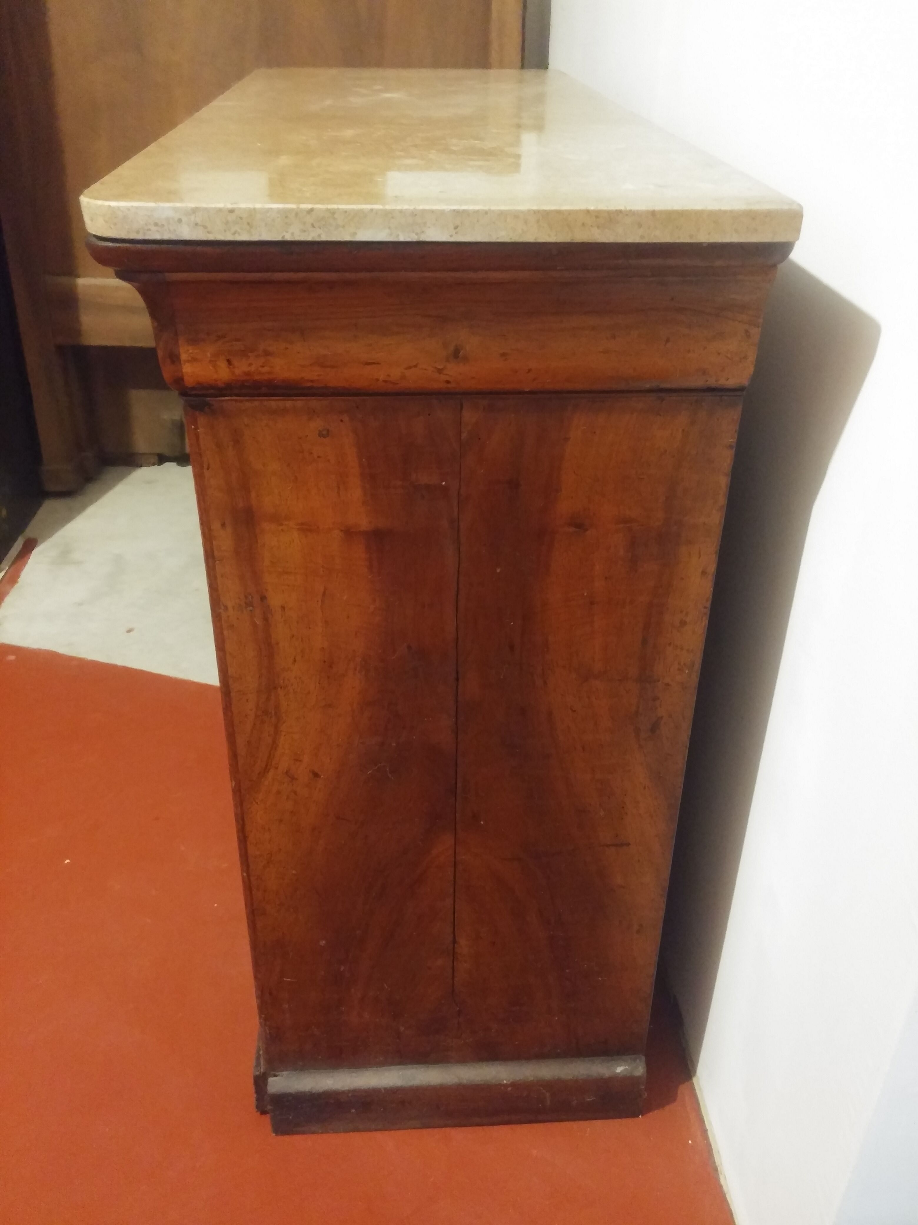 Store furniture counter