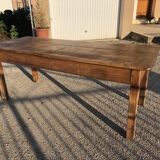 Farm table