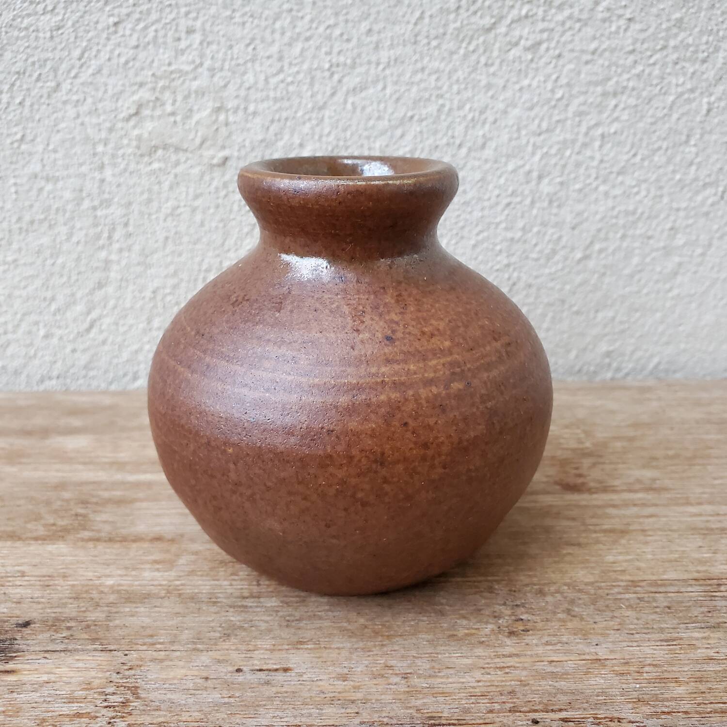 Sandstone ball vase signed Fontgombault