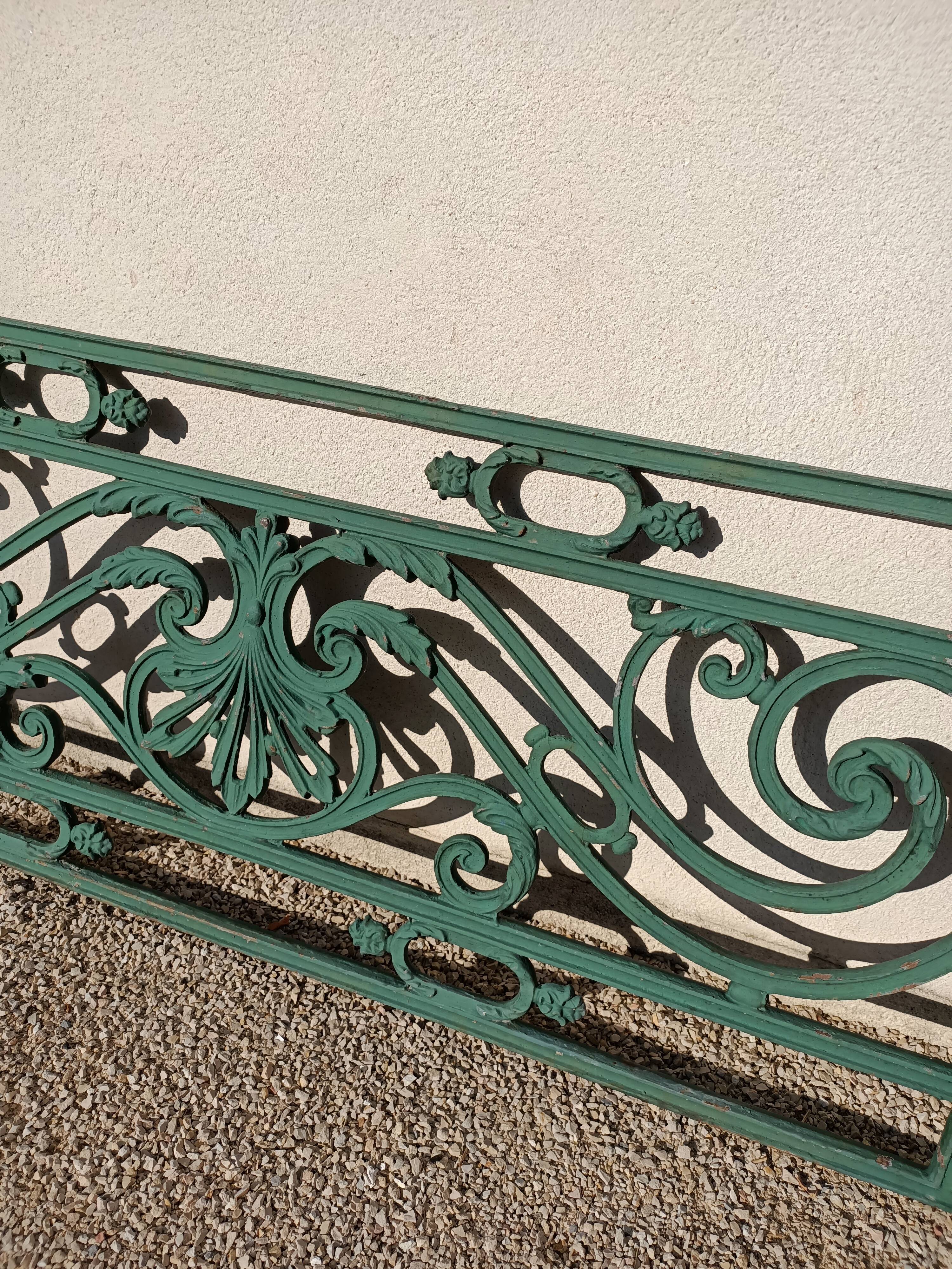 Double-sided cast iron railing 45x141