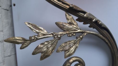 Art deco bronze wall lamp