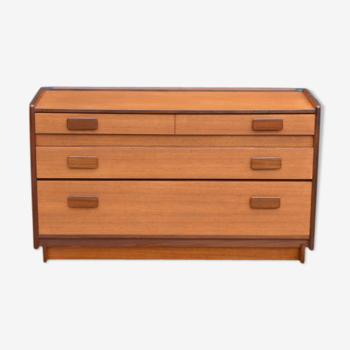 Dresser by White and Newton 127 cm