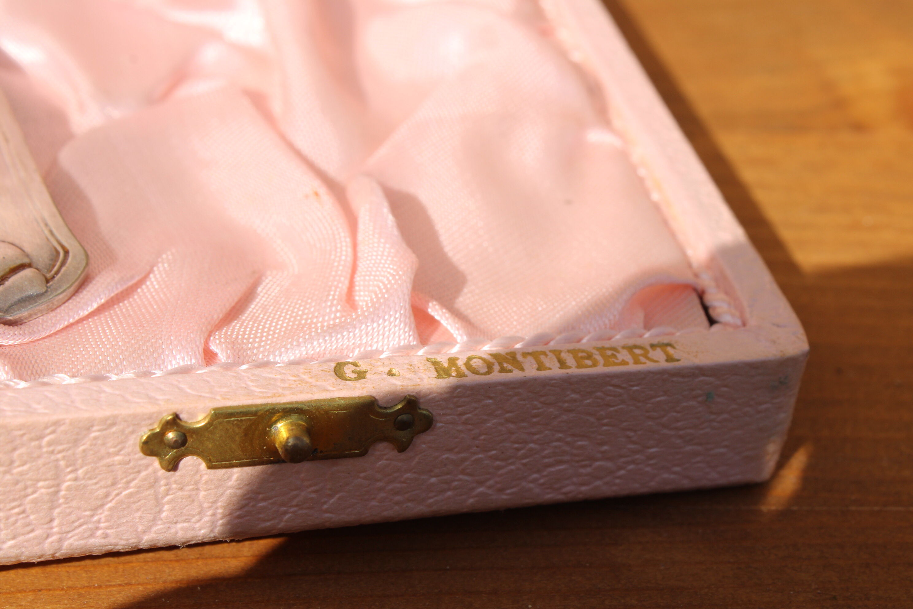 Silverware box, set of 4