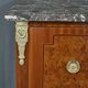 Commode sauteuse en marqueterie, style Louis XVI – milieu XXe