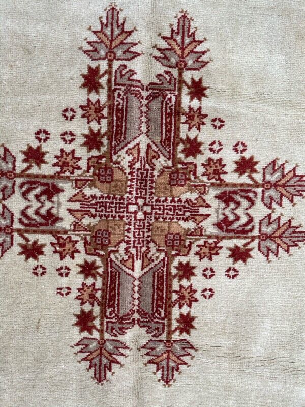 Tunisian vintage carpet 205x290 cm