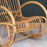 Rocking flesh in rattan