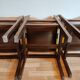 Chaises bois et cuir des années 70