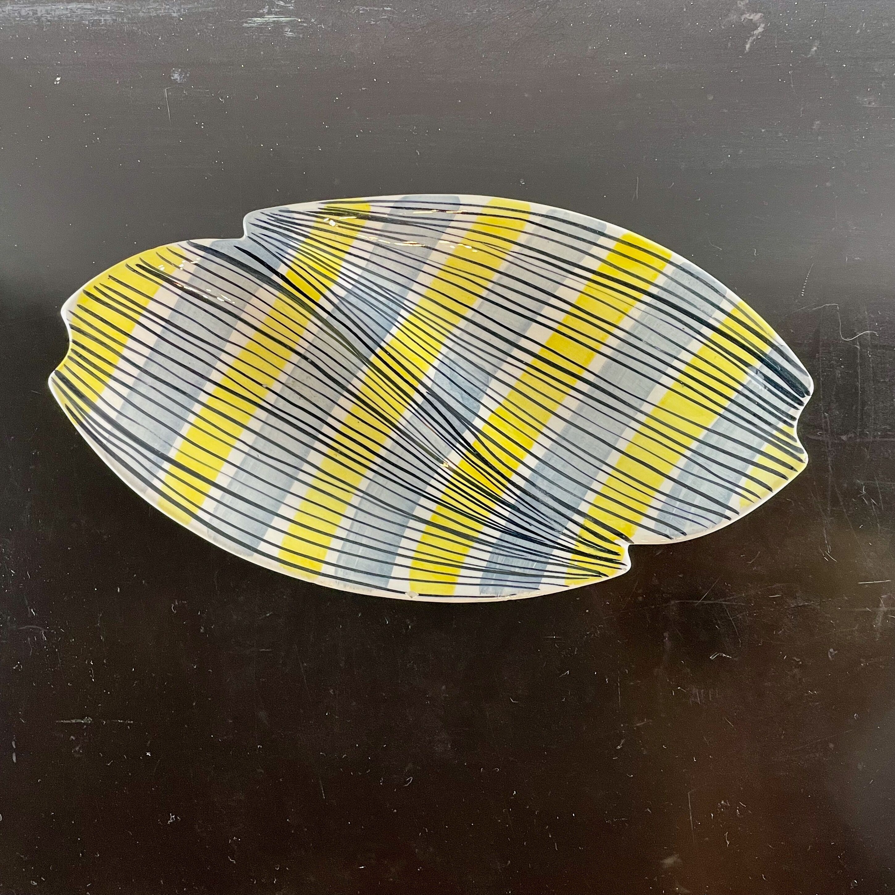 Ceramic pocket vacuum