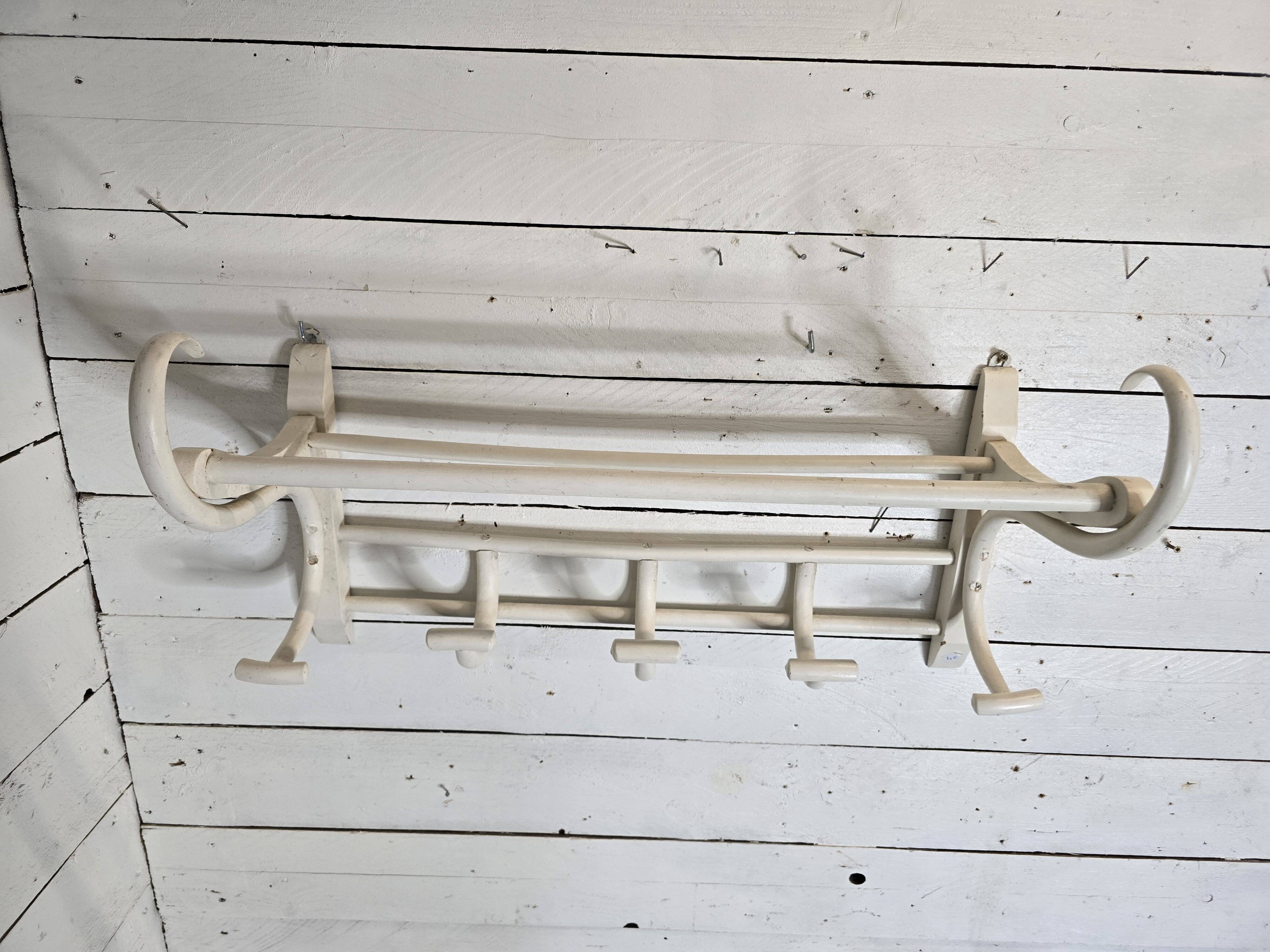 Mahieu curved wooden coat rack