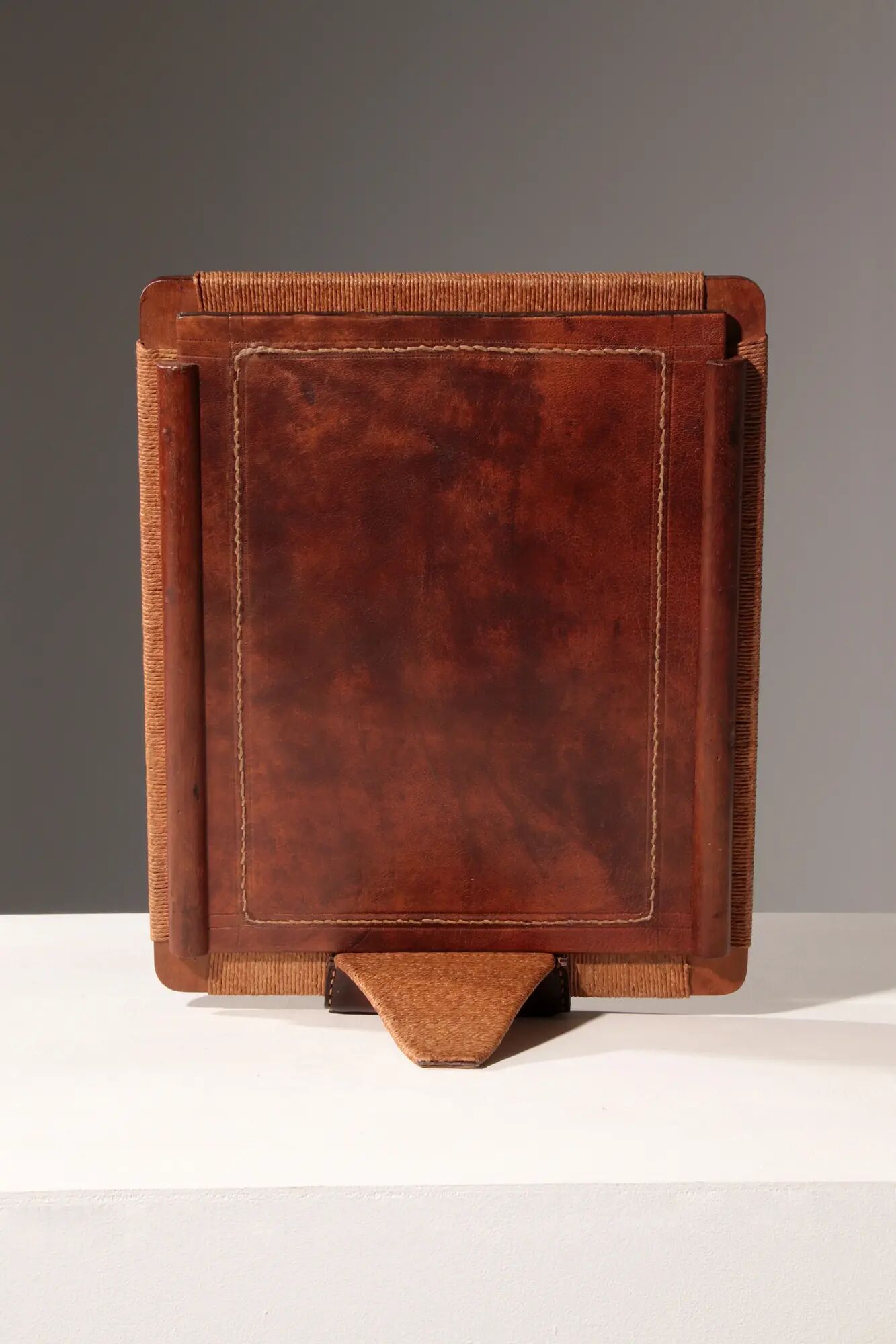 Miroir de table moderniste rare de Jacques Adnet des années 1950