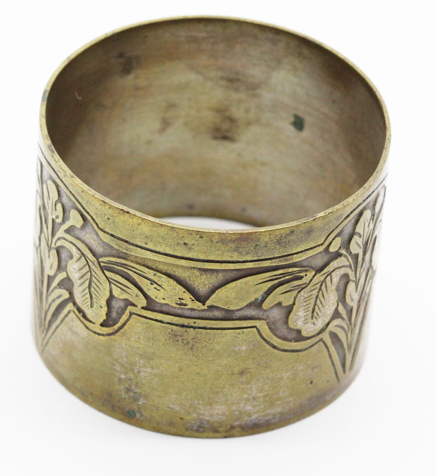 Art Nouveau towel round