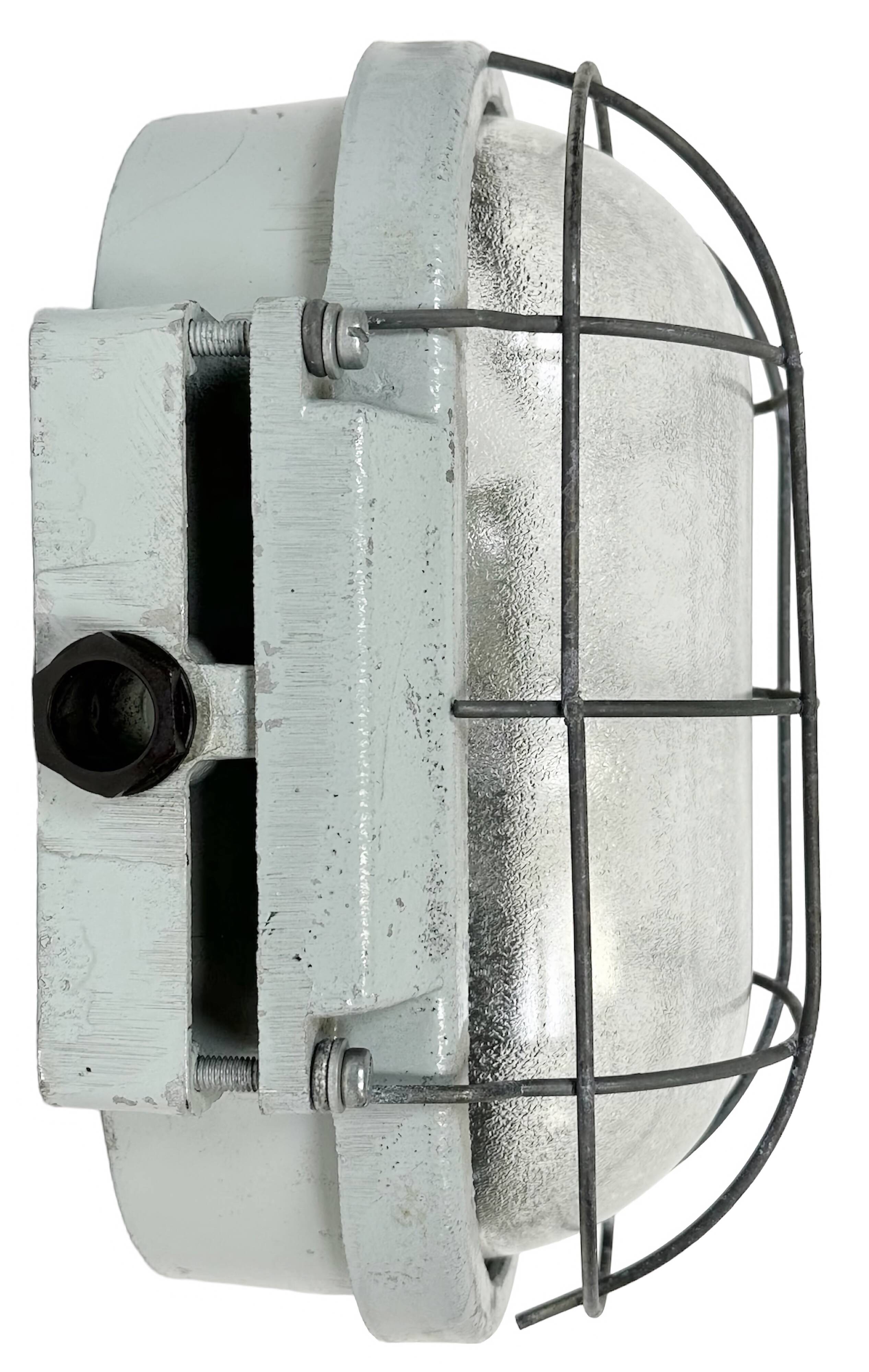 Industrial Cast Aluminium Wall Light with Frosted Glass from Elektrosvit, 1970s