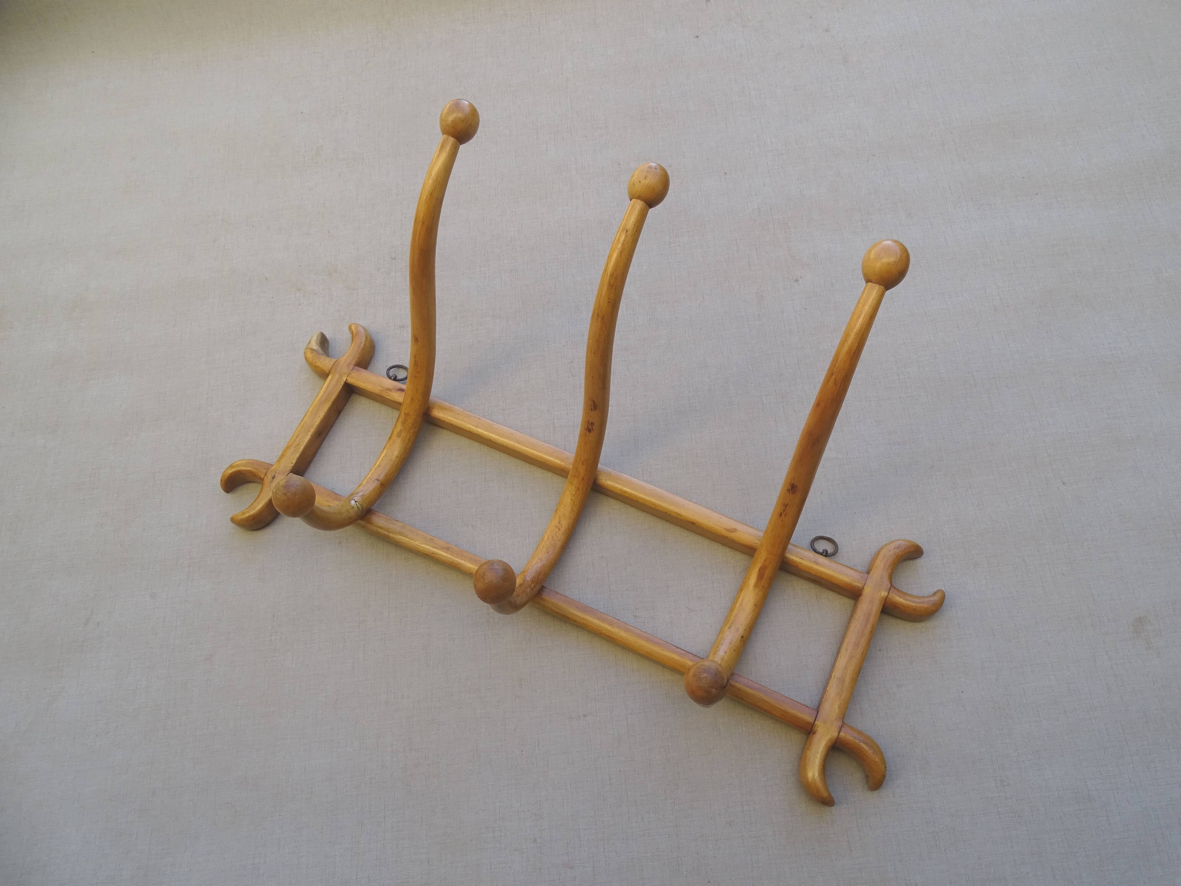 1890 Fischel, Bentwood blond 3-peg wall-mounted coat and hat rack