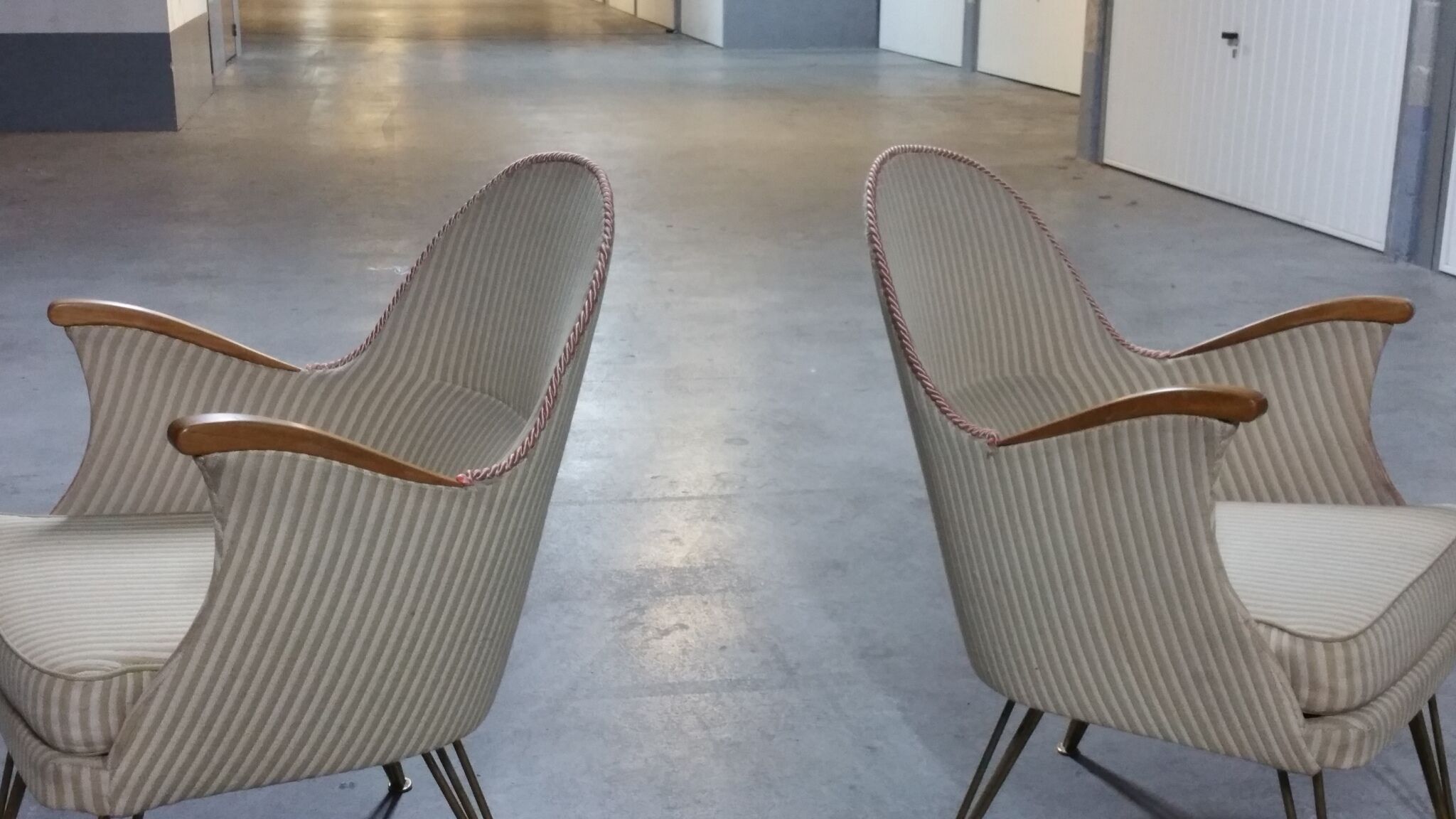 Paire de fauteuils années 50/60