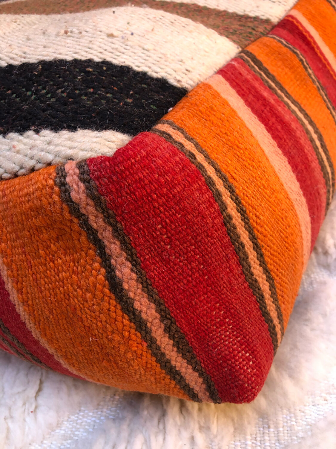 Pouf camel