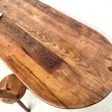 Grande table ancienne ovale en chêne massif – Circa 1900