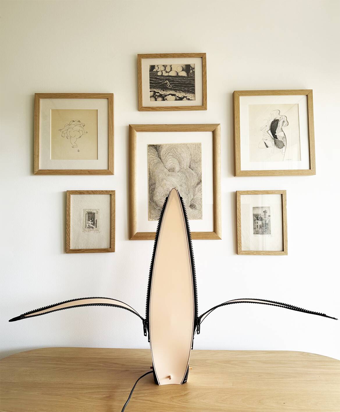 Large vintage PopArt zipped lamp. Italy, 1980s.