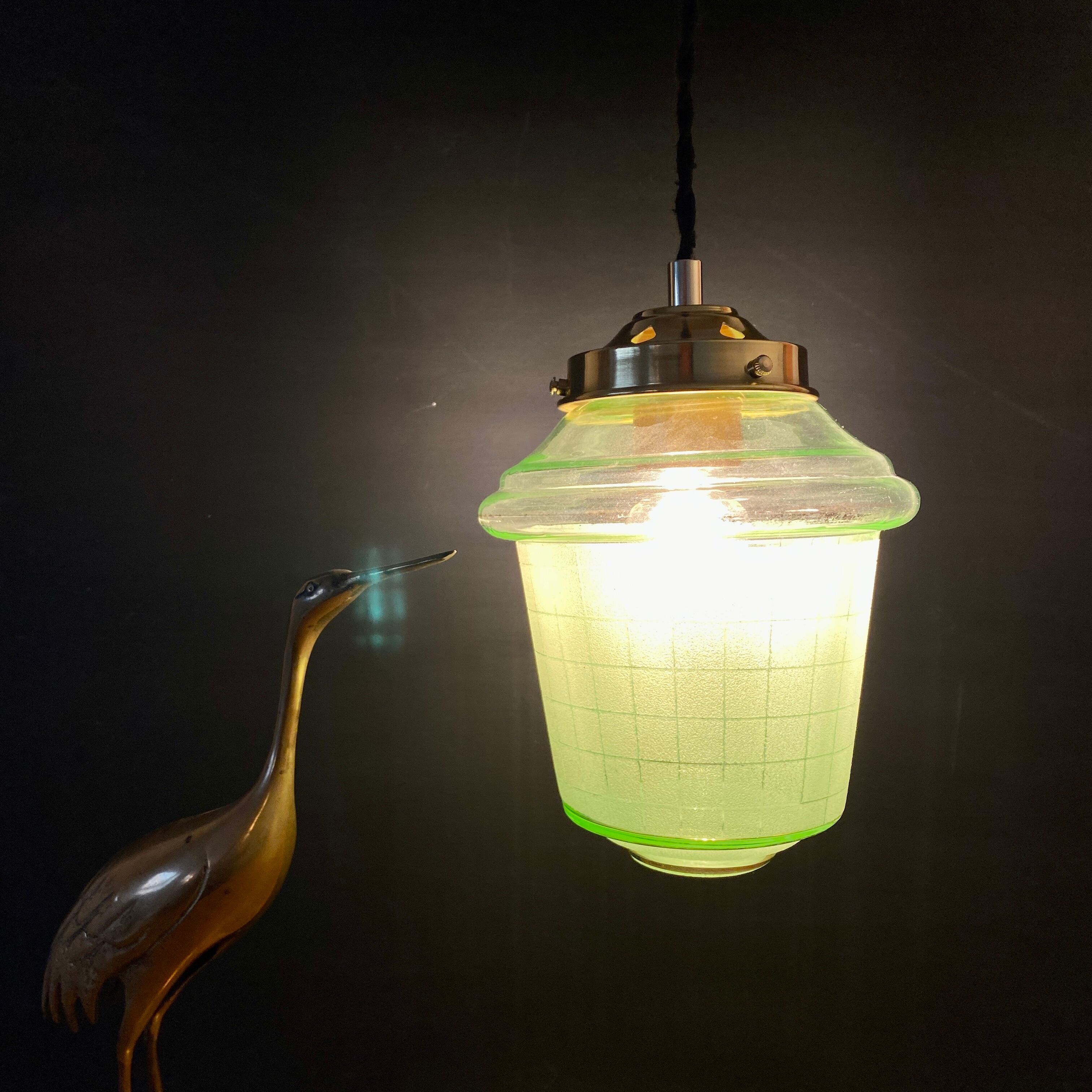 Vintage art deco globe pendant lamp in green granite green and gold