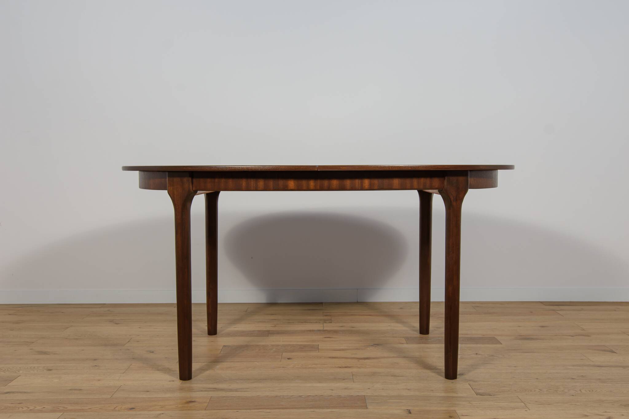 Mid-Century Oval Extendable Teak Dining Table from McIntosh, 1960s